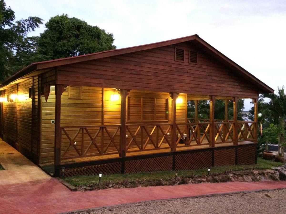 Coras Place Bacalar Lagoon Front ภายนอก รูปภาพ