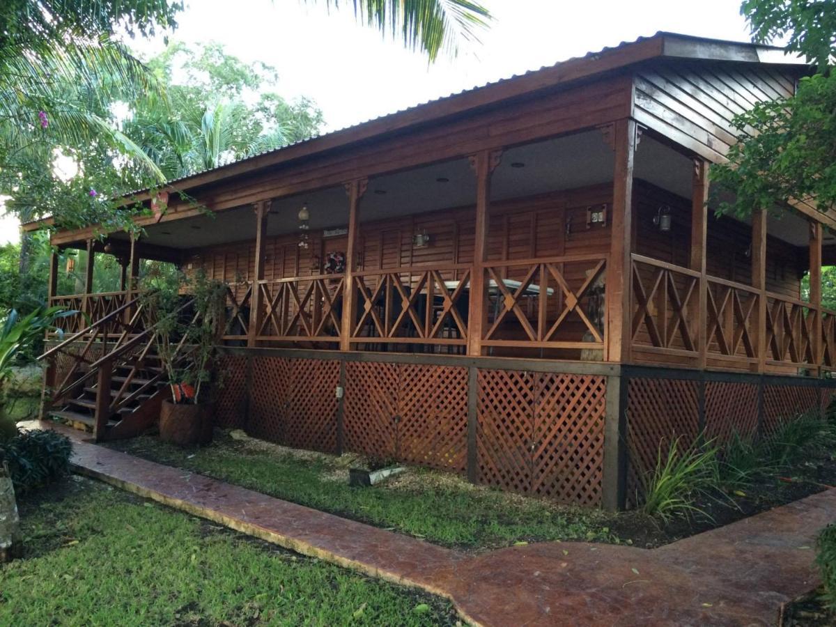Coras Place Bacalar Lagoon Front ภายนอก รูปภาพ