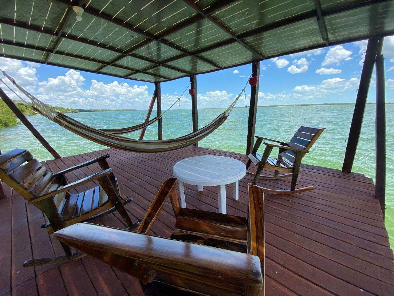 Coras Place Bacalar Lagoon Front ภายนอก รูปภาพ