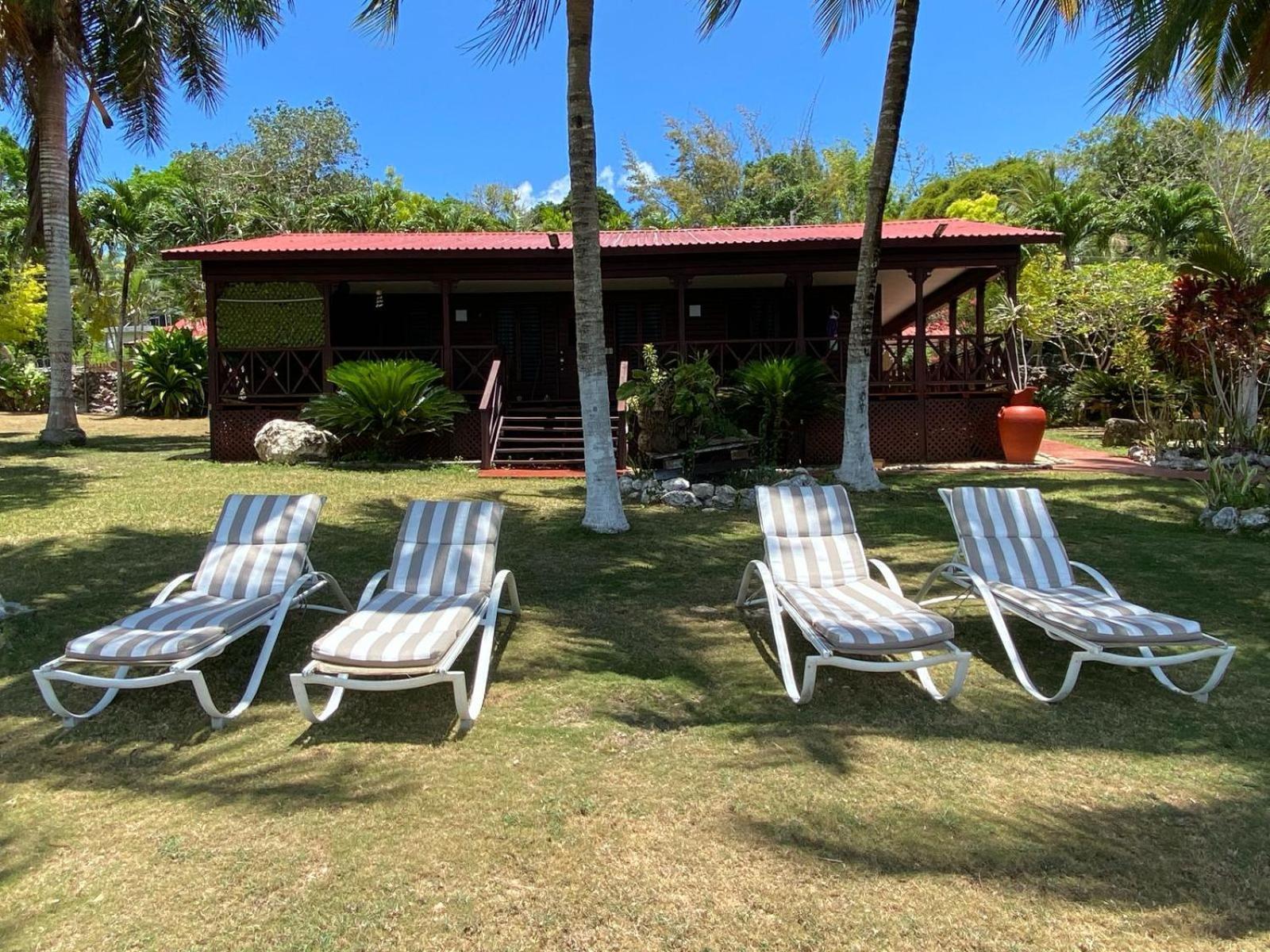 Coras Place Bacalar Lagoon Front ภายนอก รูปภาพ